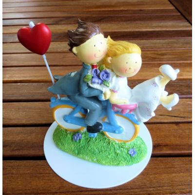 Brautpaar - auf Fahrrad mit Herz
